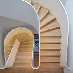 Folded stairs with flamboyant floor plan in a private residence in Hamburg | Staircase systems | MetallArt Treppen