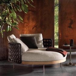 Torii Nest Outdoor | Day beds / Lounger | Minotti